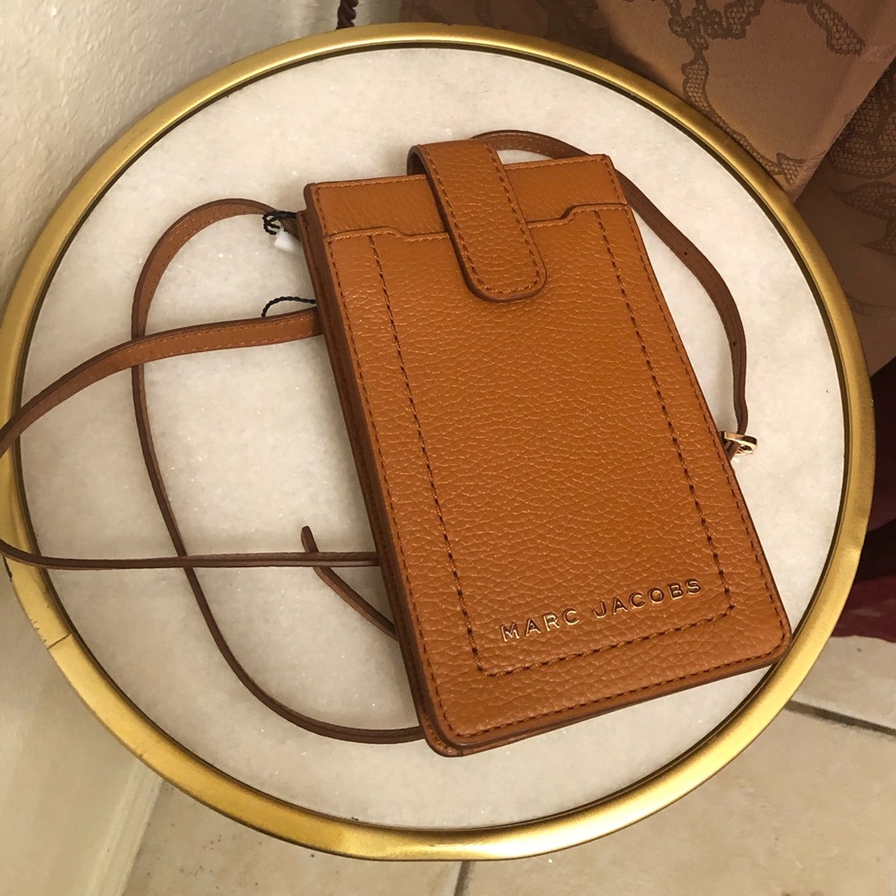 Marc Jacobs the groove leather phone crossbody bag smoked Almond Brown